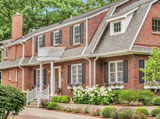 363 Sunset Rd, Winnetka, IL 60093