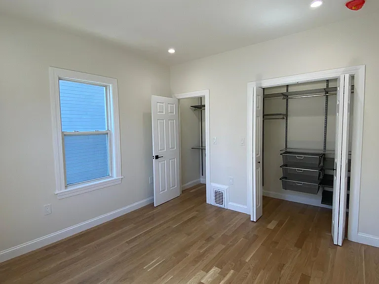 258 Belmont St #2 — Photo 6