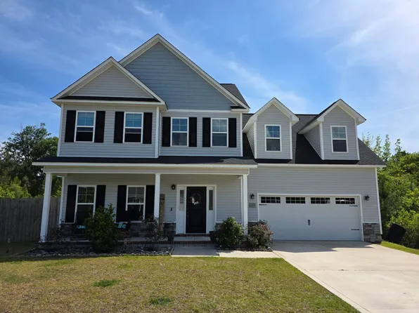 131 Heron Watch Dr, Hubert, NC 28539