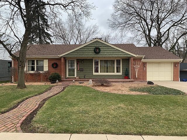 1st image of 52 Bonnie Ln
