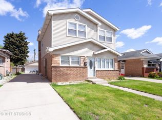 8644 44th St, Lyons, IL 60534