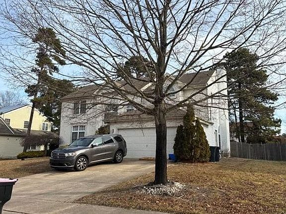 4th image of 12 Blue Spruce Dr