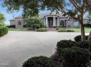 103 Little Creek Rd, Ridgeland, MS 39157