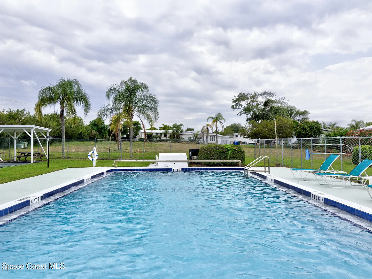 2 bed, 2.0 bath, 933 sqft, $1,800 — Photo 4