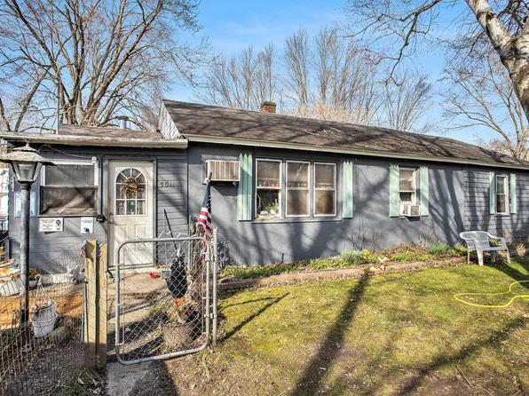 3511 Market St, Kalamazoo, MI 49048