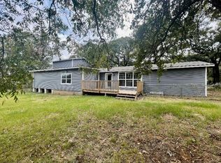 300 Linda Rd, Kennedale, TX 76060