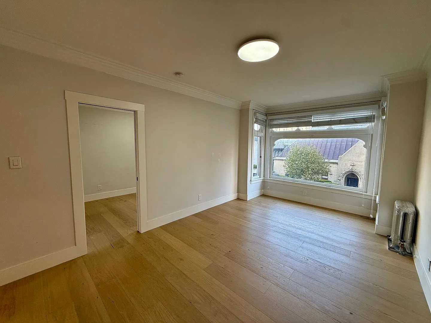 Renovated 1BD/1BA w/ In-Unit Laundry & Tons of Natural Light! — Photo 1