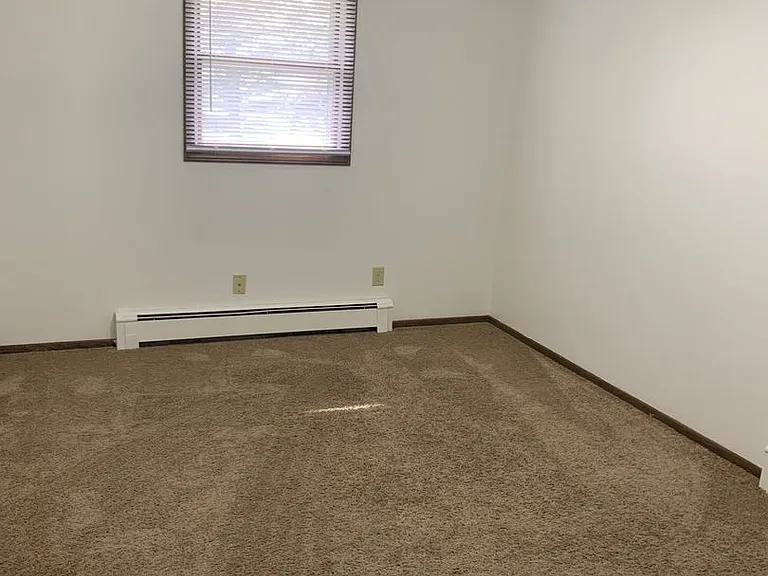 15051 Nowthen Blvd NW — Photo 7