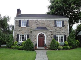 108 Wyatt Rd, Garden City, NY 11530