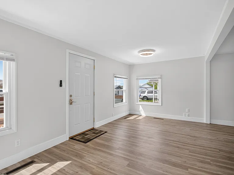 2759 Almeda Ct — Photo 22