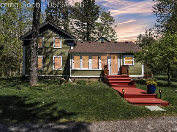 4481 Blood Rd, Metamora, MI 48455