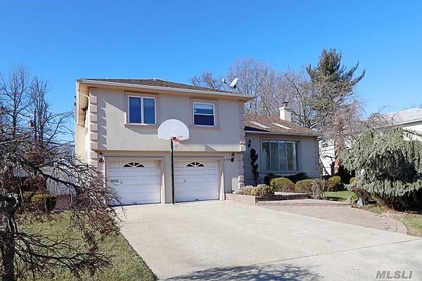 1st image of 408 Elm Dr