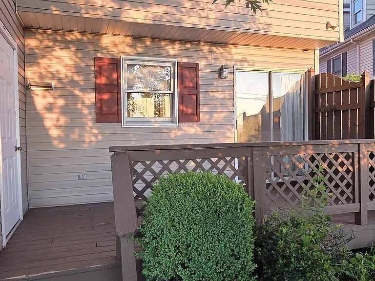 Private Back Deck