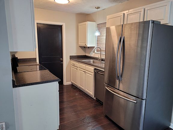 4th image of 516 Bellwood St