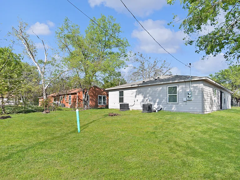1801 Stewart St, Killeen — Photo 16