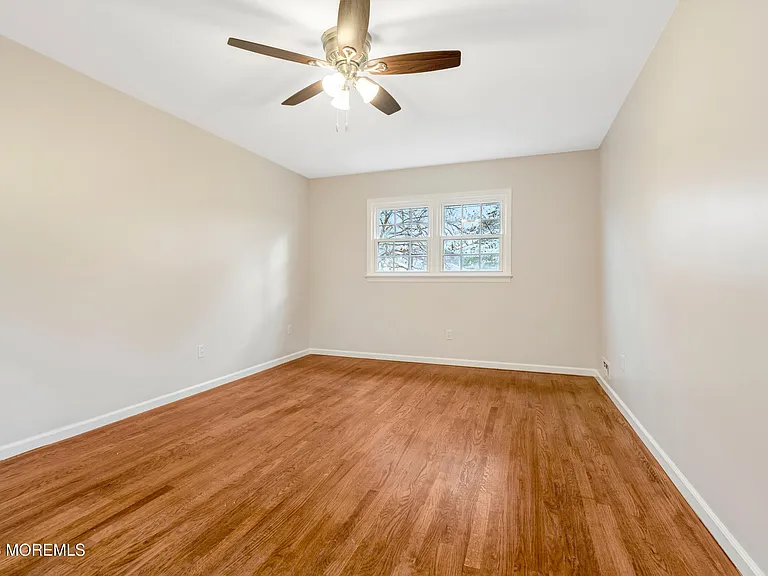 429 Lake Ave — Photo 27