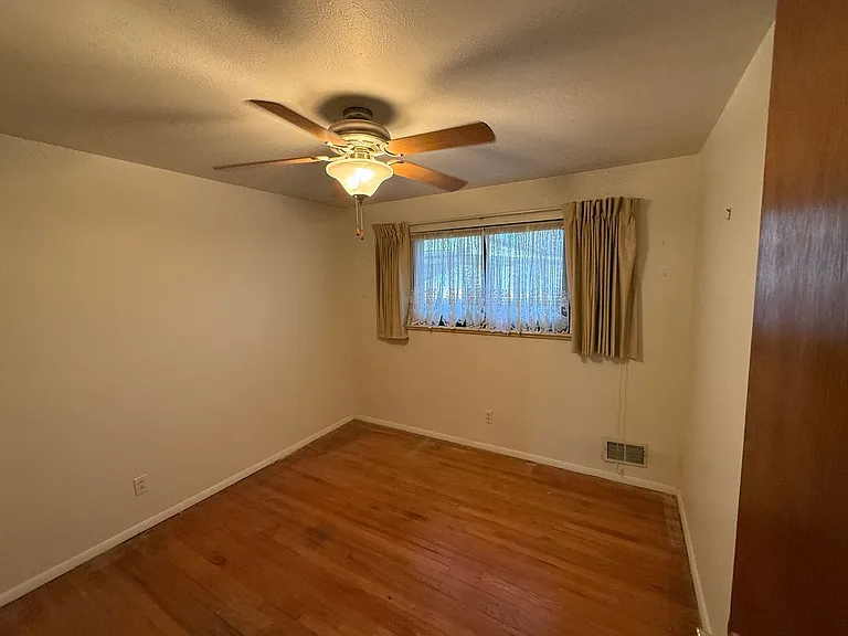 3182 Uvalda St — Photo 14