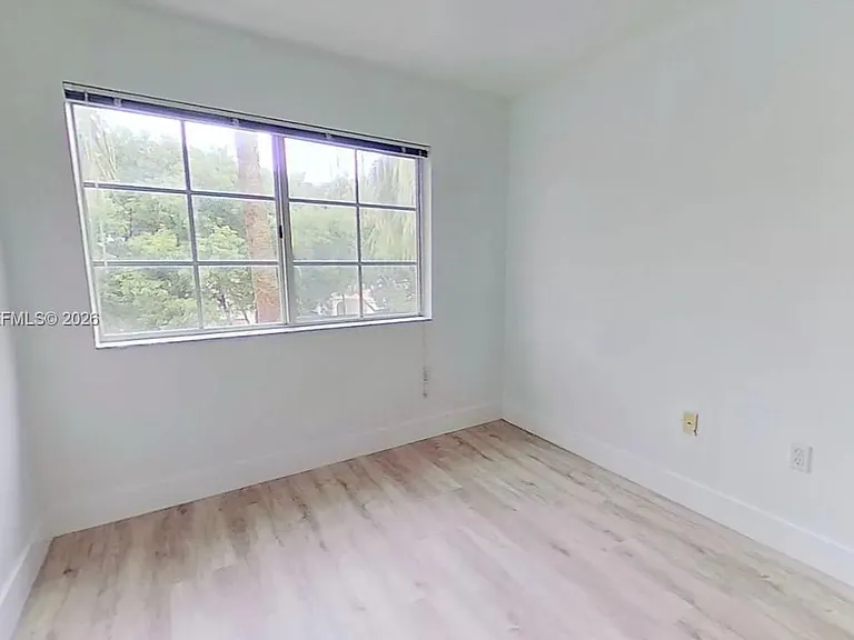 2544 Centergate Dr #303 — Photo 14