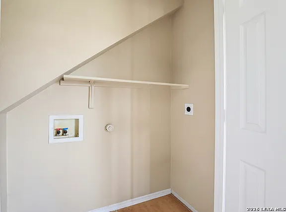6342 Queens Castle Dr — Photo 16