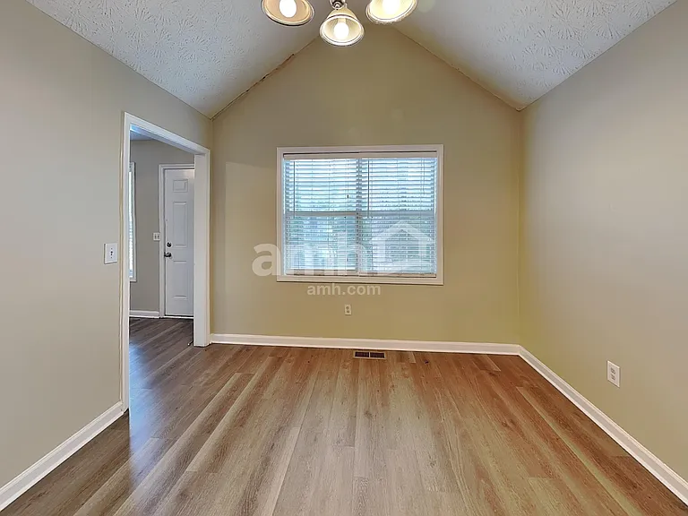 808 Grindstone Pl SW — Photo 6