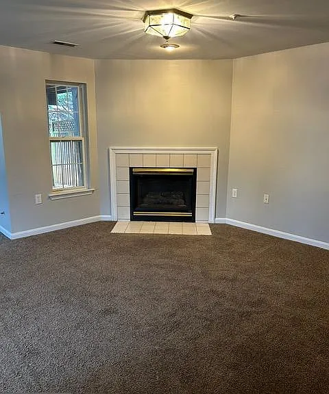 2650 Mosby Ct — Photo 13