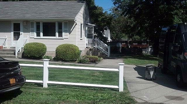 2nd image of 265 N 6th St