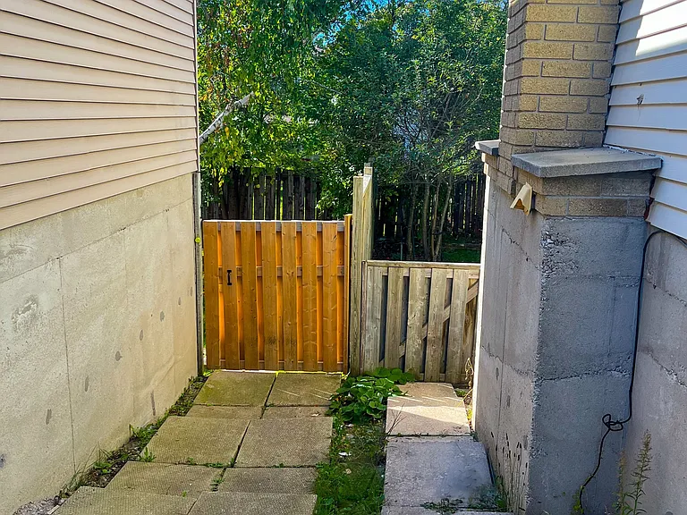 73 Hickling Trl — Photo 13