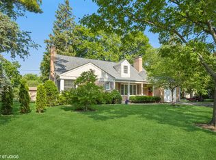 445 Pine Manor Dr, Wilmette, IL 60091