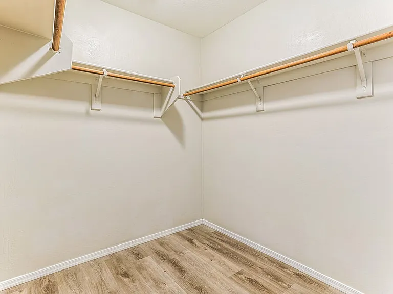 8127 S 5th Ave — Photo 12