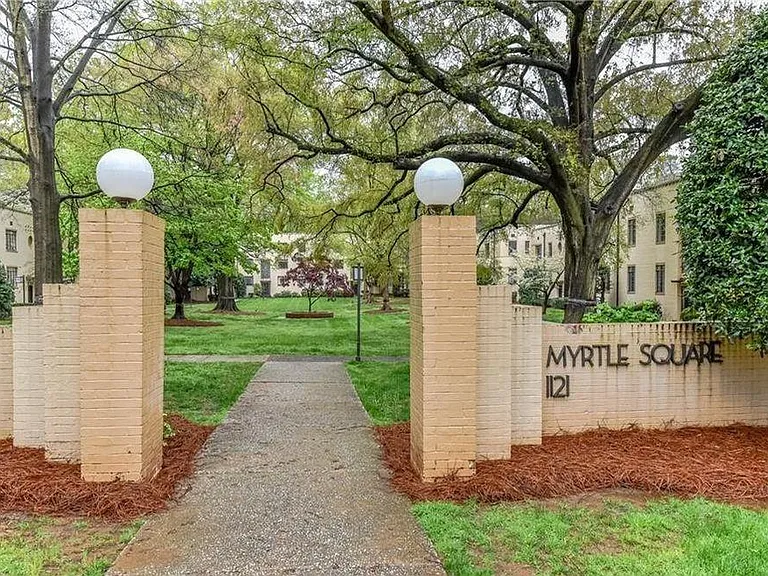 Welcome to historic Dilworth!