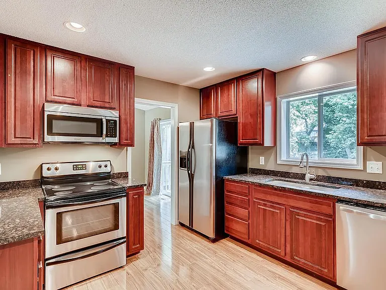 6507 McCauley Trl S — Photo 8