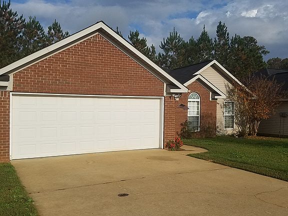 3rd image of 5203 Cambridge Dr