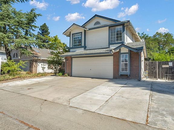 3rd image of 4325 Shandwick Dr