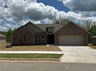 59 W Watson Ln, Farmington, AR 72730