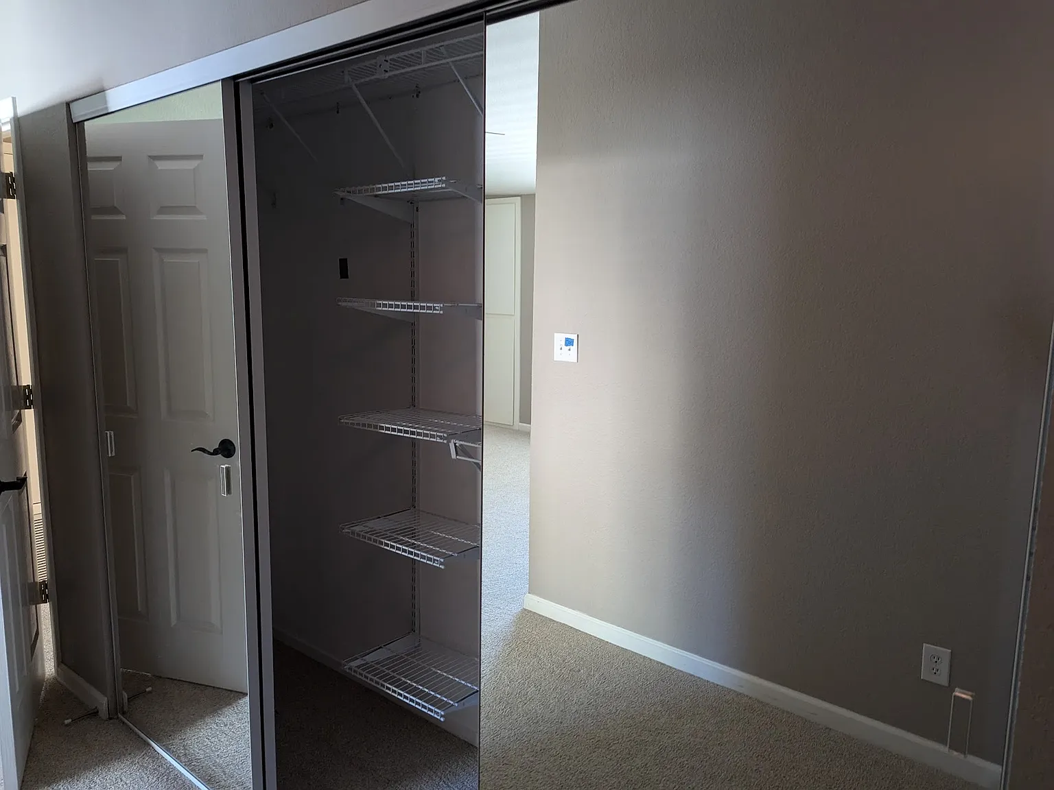 2 bed, 1337 sqft, $3,600 — Photo 2