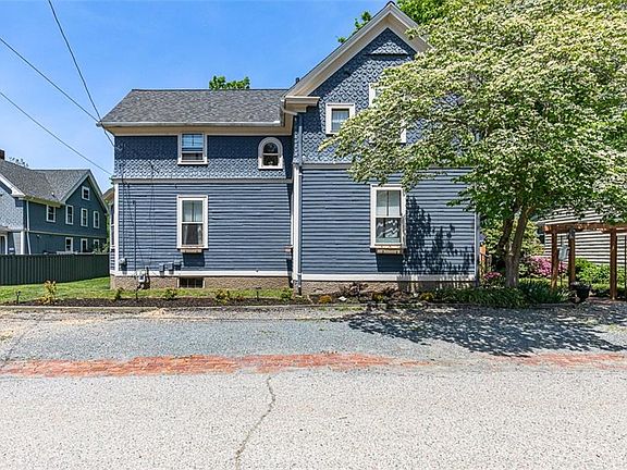 2nd image of 10 Burton Ave