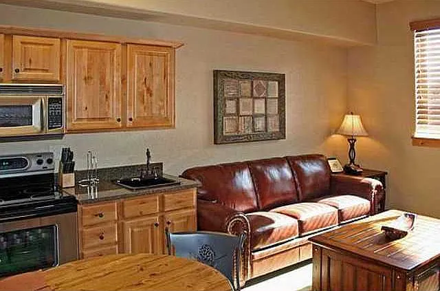 2669 Canyons Resort Dr #422 — Photo 3