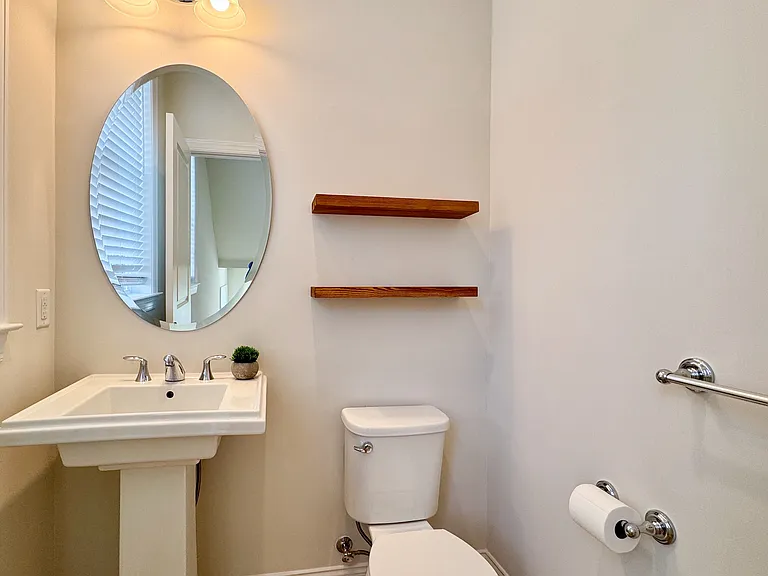25 Brentwood Cir #25 — Photo 16