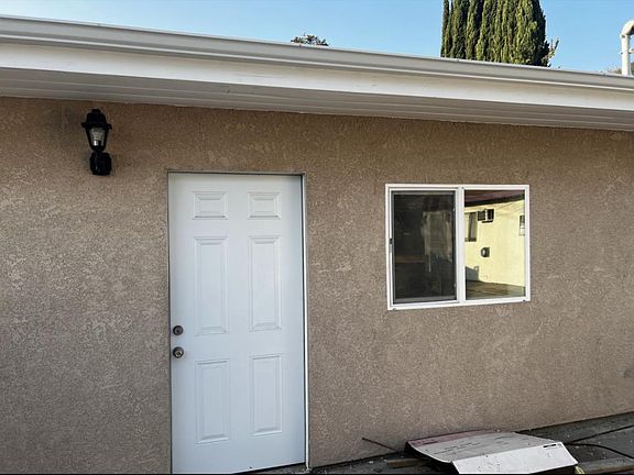 2nd image of 7675 Glencrest Dr