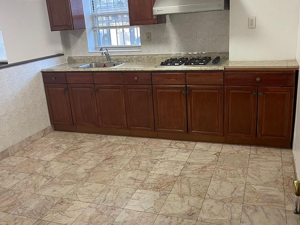 1st image of 146-20 35th Ave Floor 1