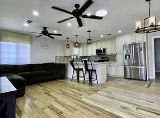 15803 Cobalt St, Sylmar, CA 91342