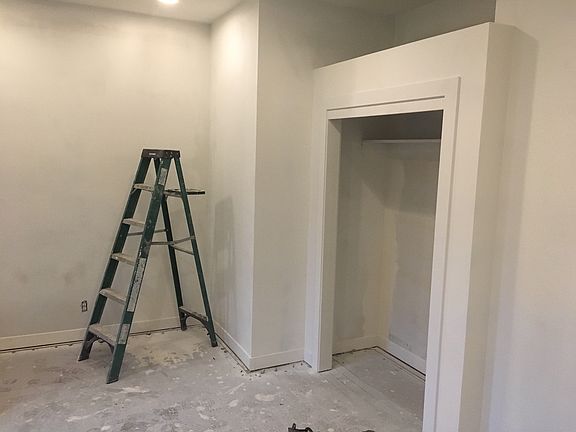 Large Bedroom