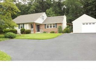 2425 Little Rd, Perkiomenville, PA 18074