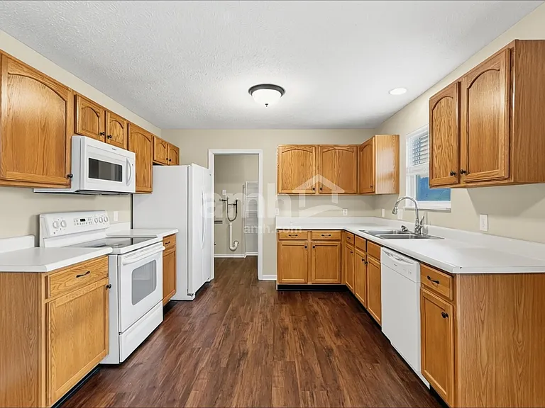 11122 Corsair Pl — Photo 3