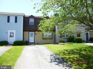 6 Windsor Ct, Millersville, PA 17551