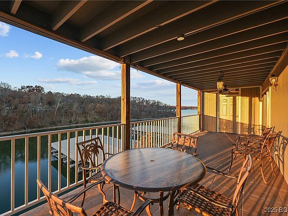 3rd image of 611 Lazy Days Rd S #5