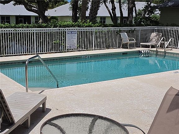 2nd image of 417 Pineapple Sq SW #417