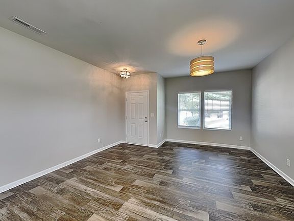 3rd image of 807 Dantzler Ct