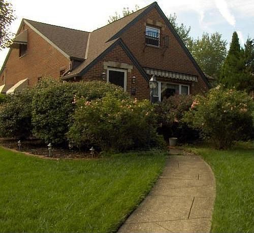 1st image of 5844 Brookside Dr