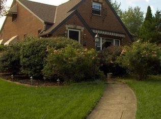 5844 Brookside Dr, Cleveland, OH 44144